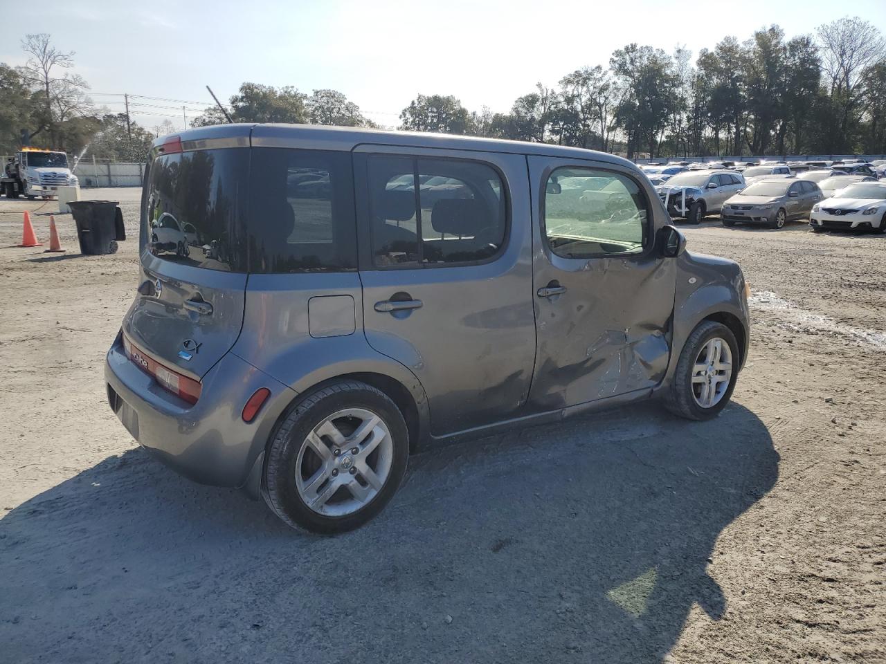 2013 Nissan Cube - Image 3