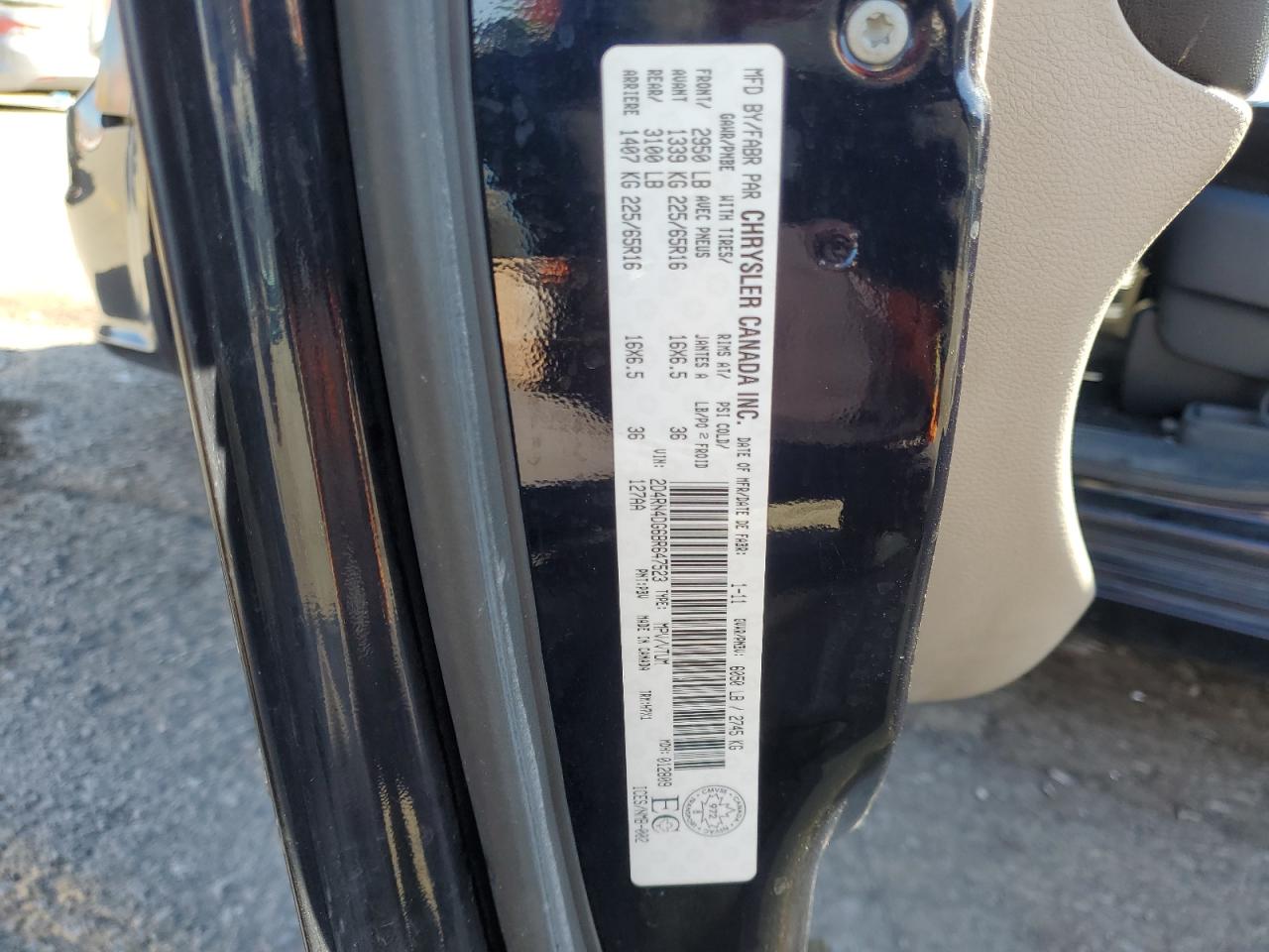 2011 Dodge Caravan - Image 15