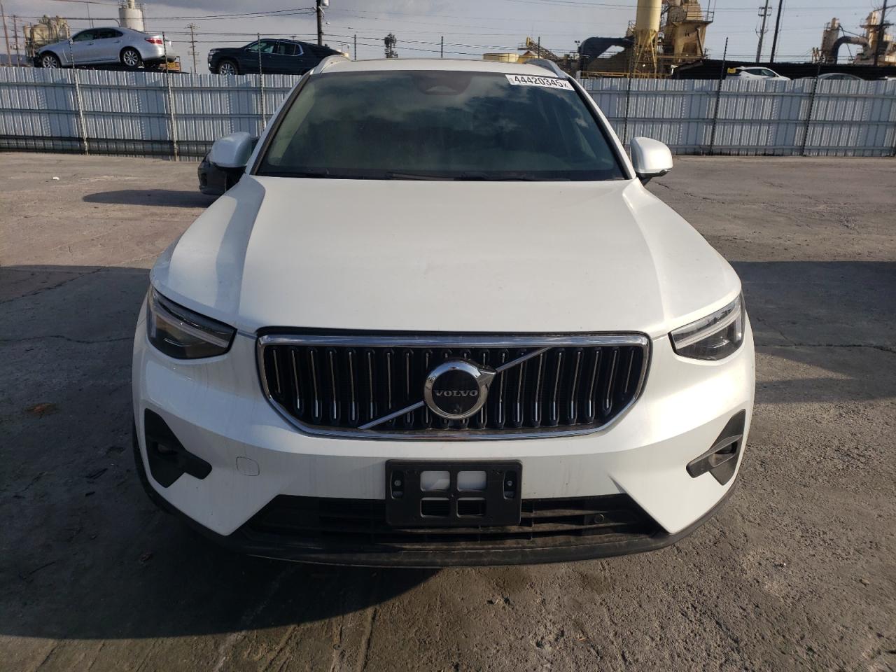 Фото: YV4L12UF9R2331405 - 5