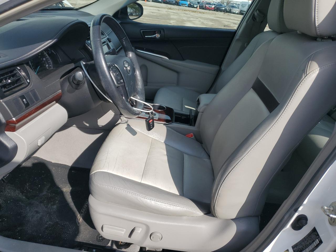 2013 Toyota Camry - Image 7