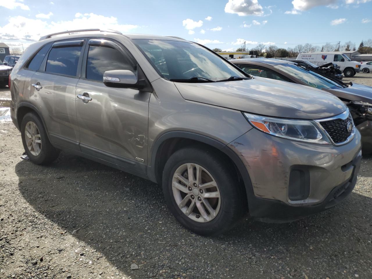 2015 Kia Sorento - Image 4