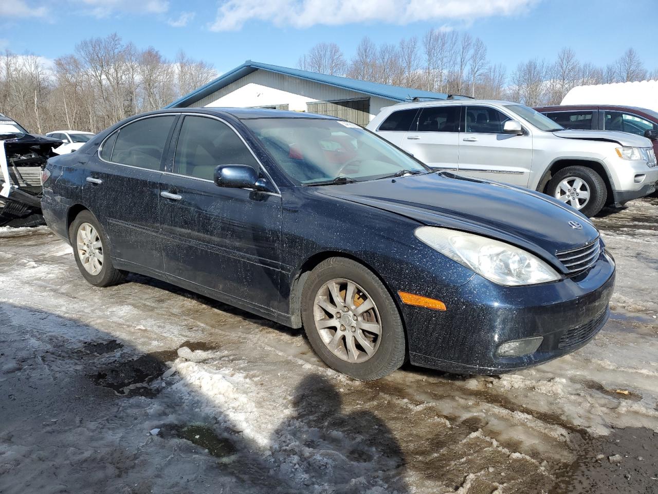 2002 Lexus ES - Image 4