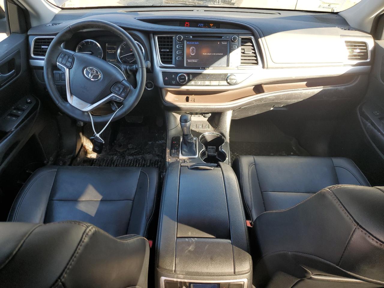 2019 Toyota Highlander - Image 8