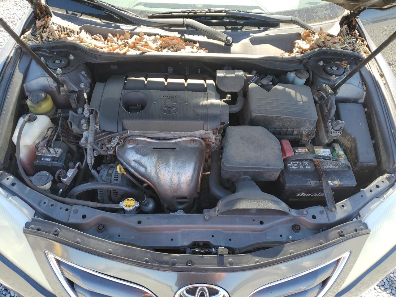 2011 Toyota Camry - Image 13