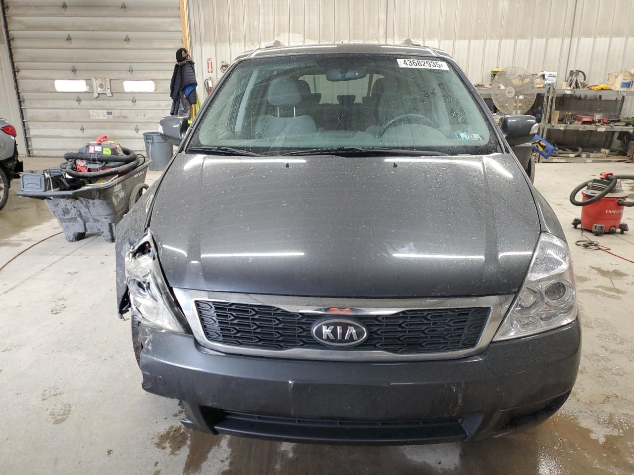 2012 Kia Sedona - Image 5
