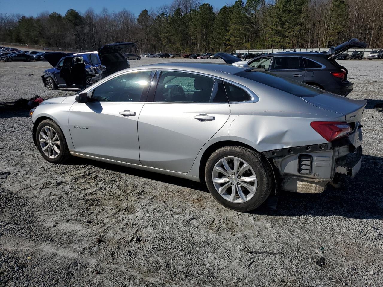 2020 Chevrolet Malibu - Image 2