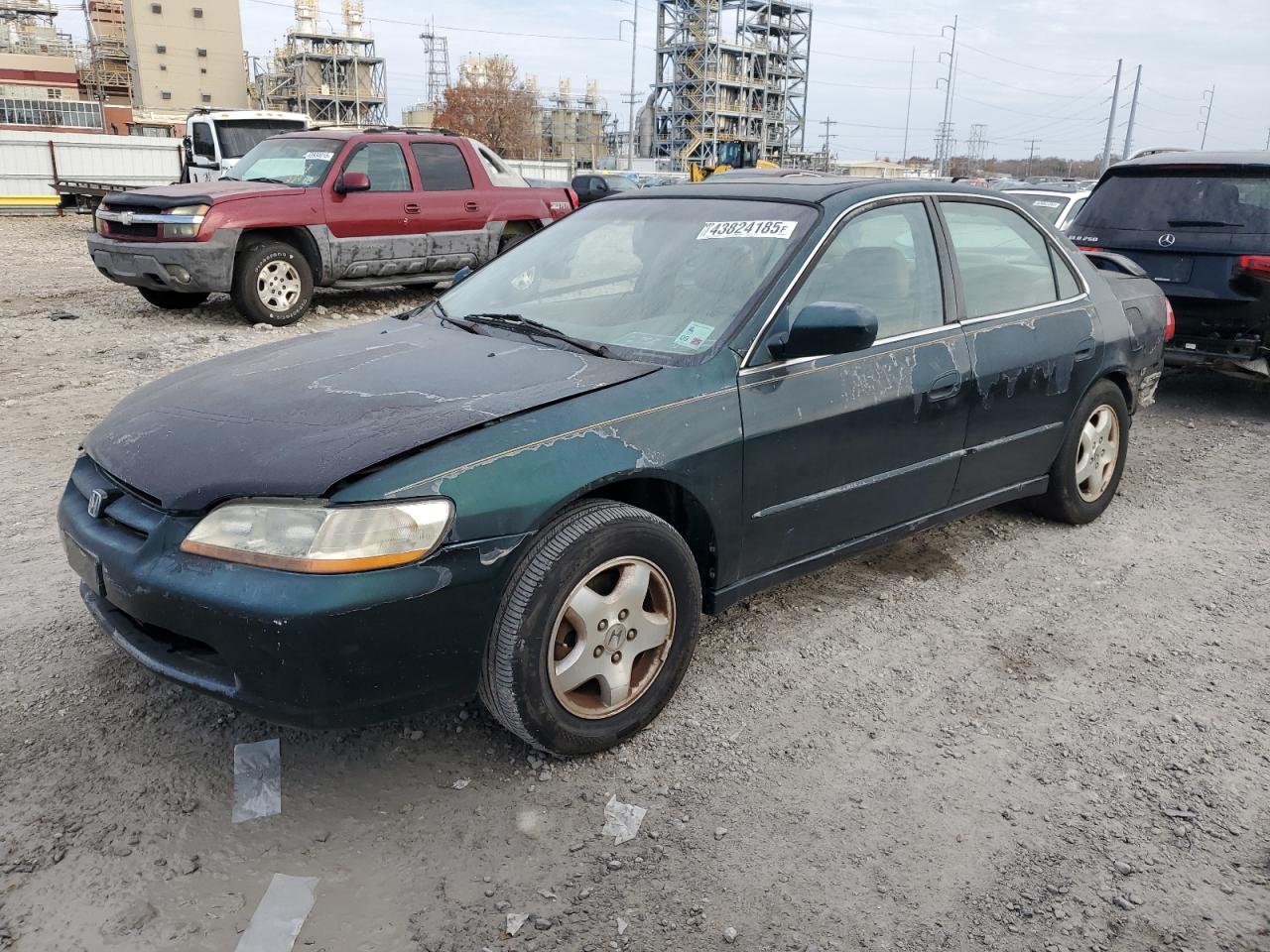 1999 Honda Accord - Image 1