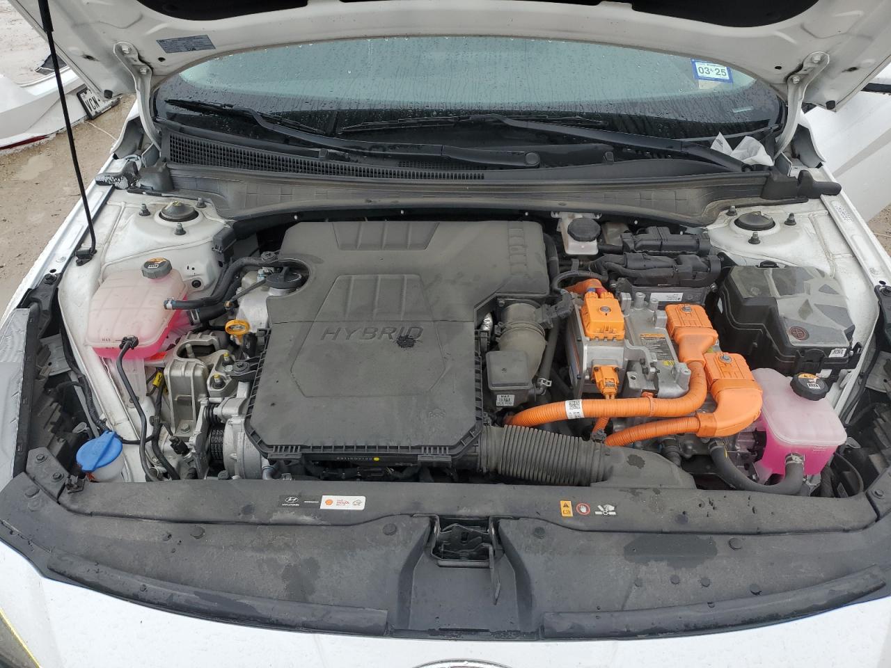 2023 Hyundai Elantra - Image 11