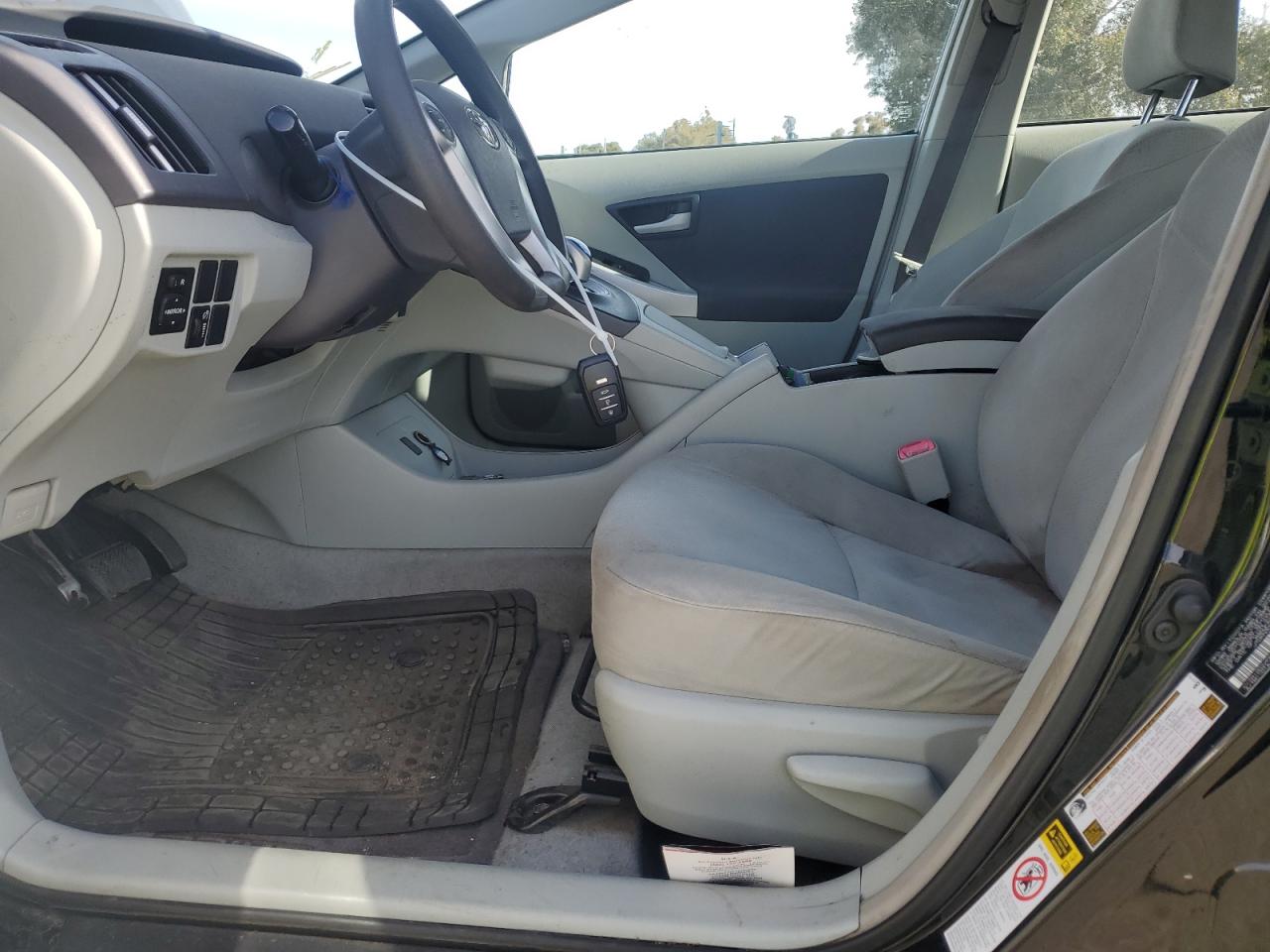 2010 Toyota Prius - Image 7