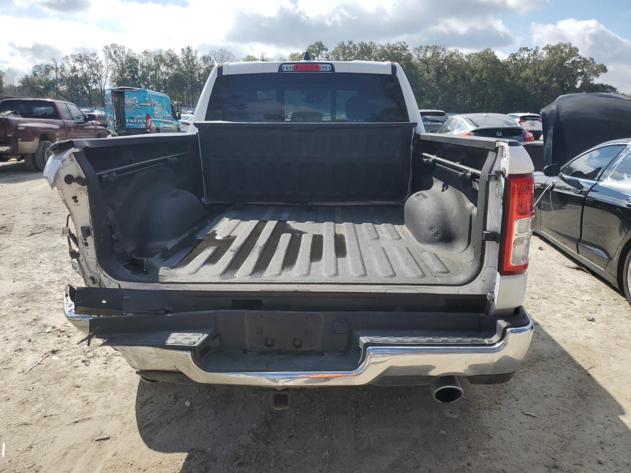 2022 RAM 1500 - Image 6