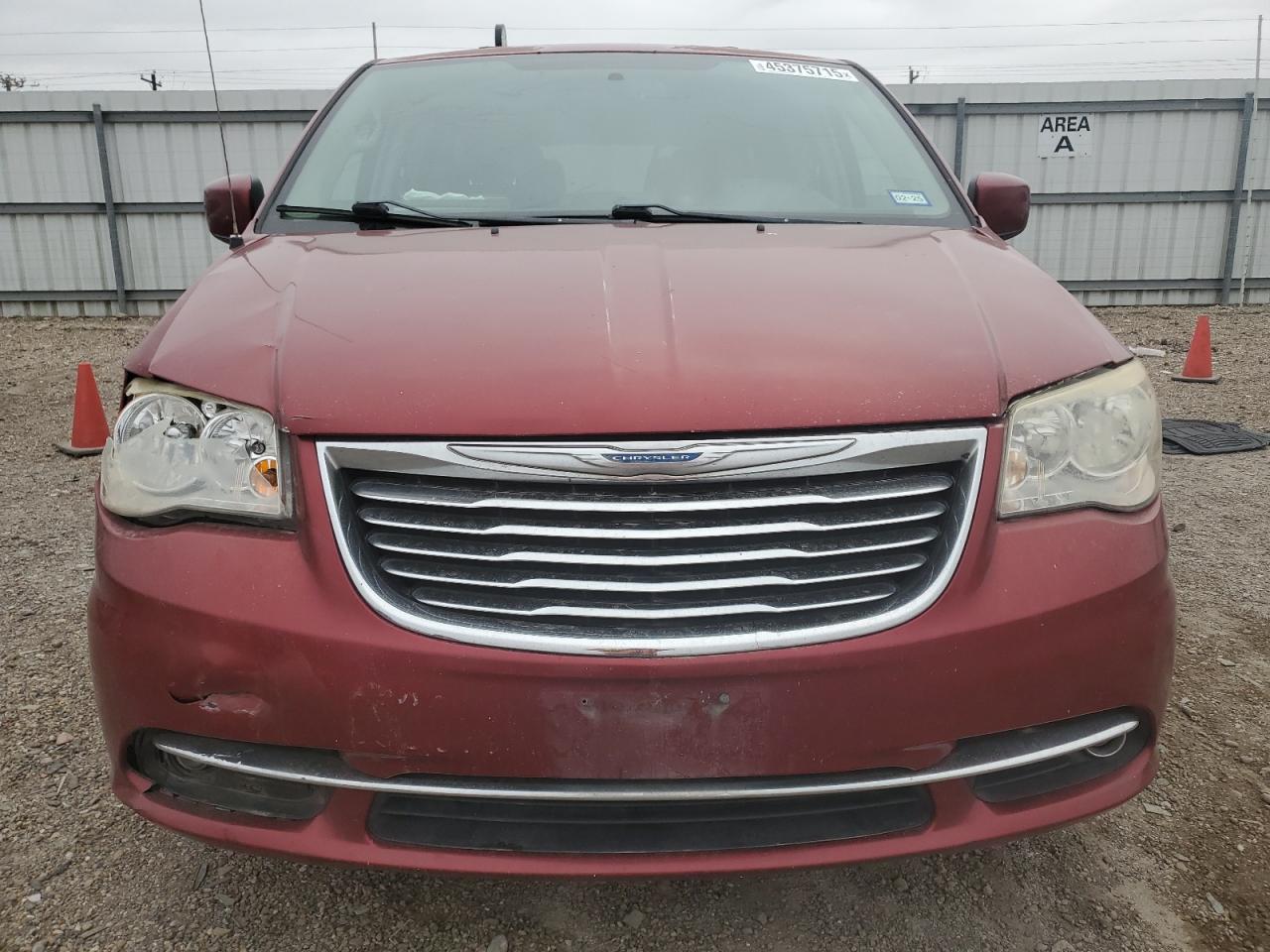 2013 Chrysler Town & Country - Image 5
