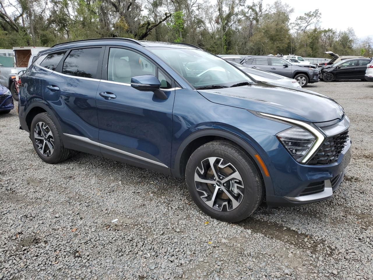 2024 Kia Sportage - Image 4
