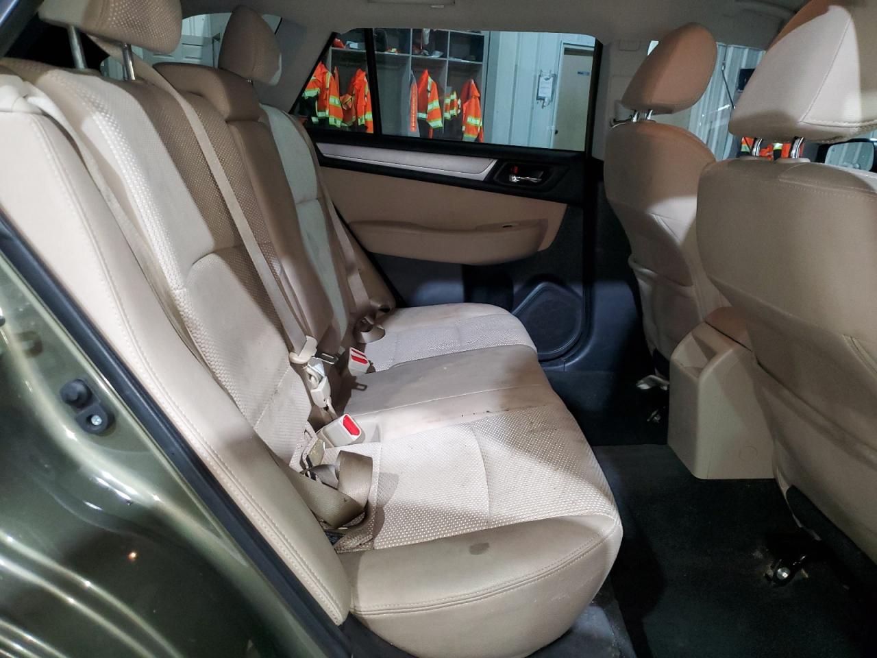 2015 Subaru Outback - Image 10