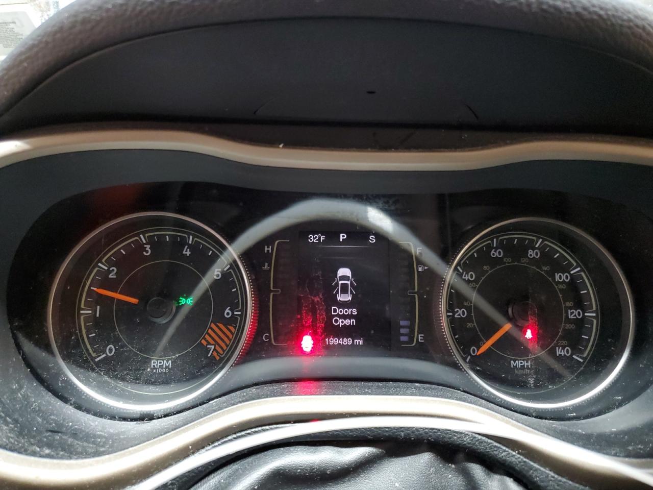 1c4pjmcbxfw725448 1C4PJMCBXFW725448 2015 Jeep Cherokee Latitude