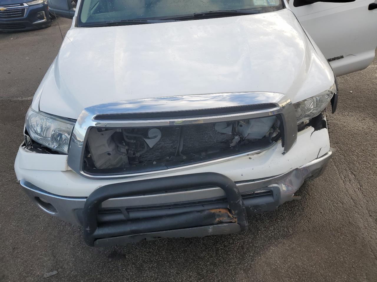 2012 Toyota Tundra - Image 11