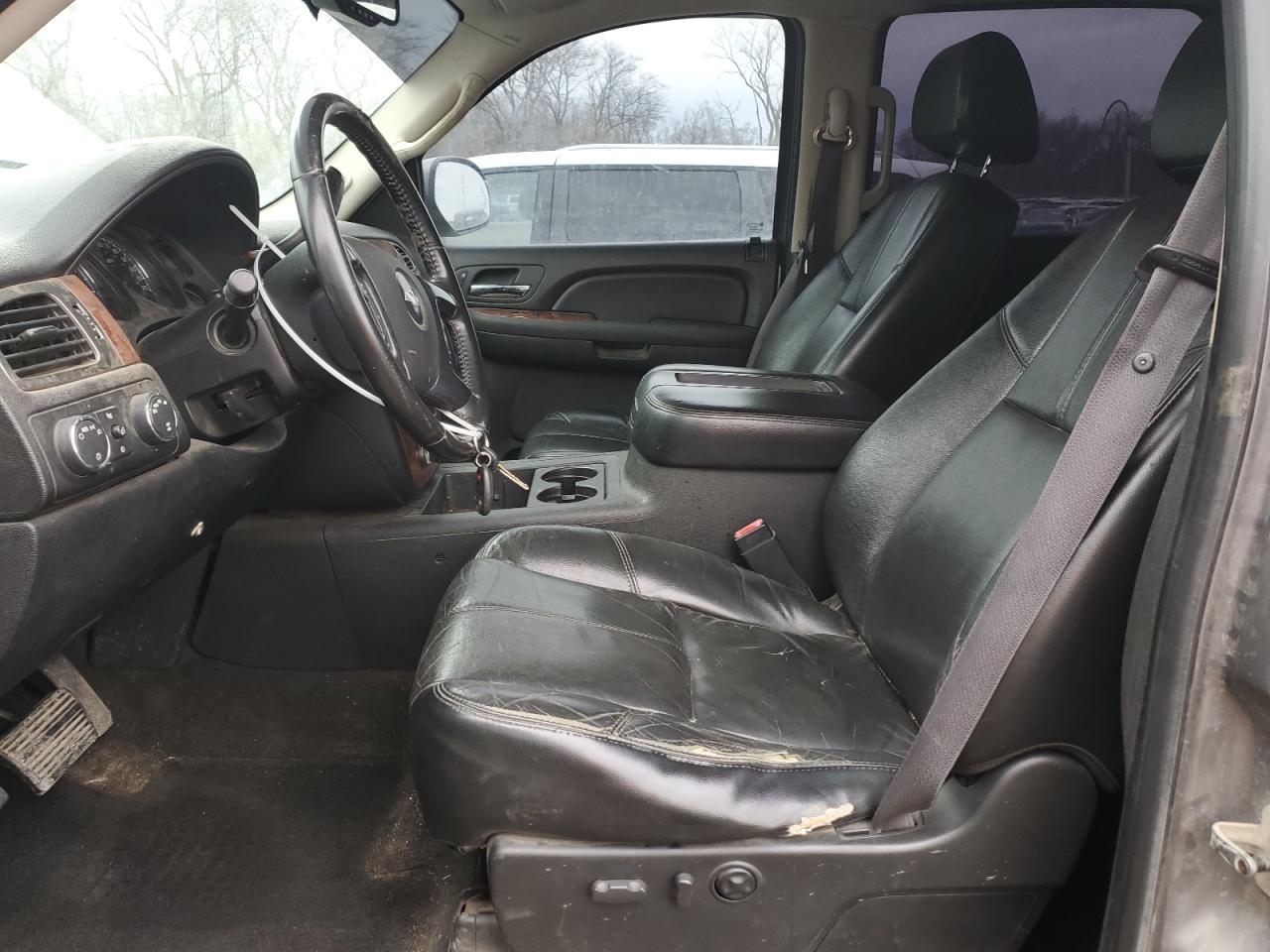 2007 Chevrolet Silverado - Image 7