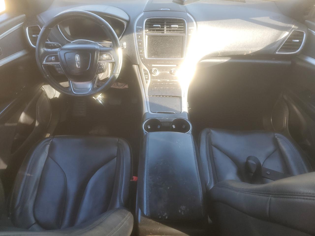 2019 Lincoln Nautilus - Image 8
