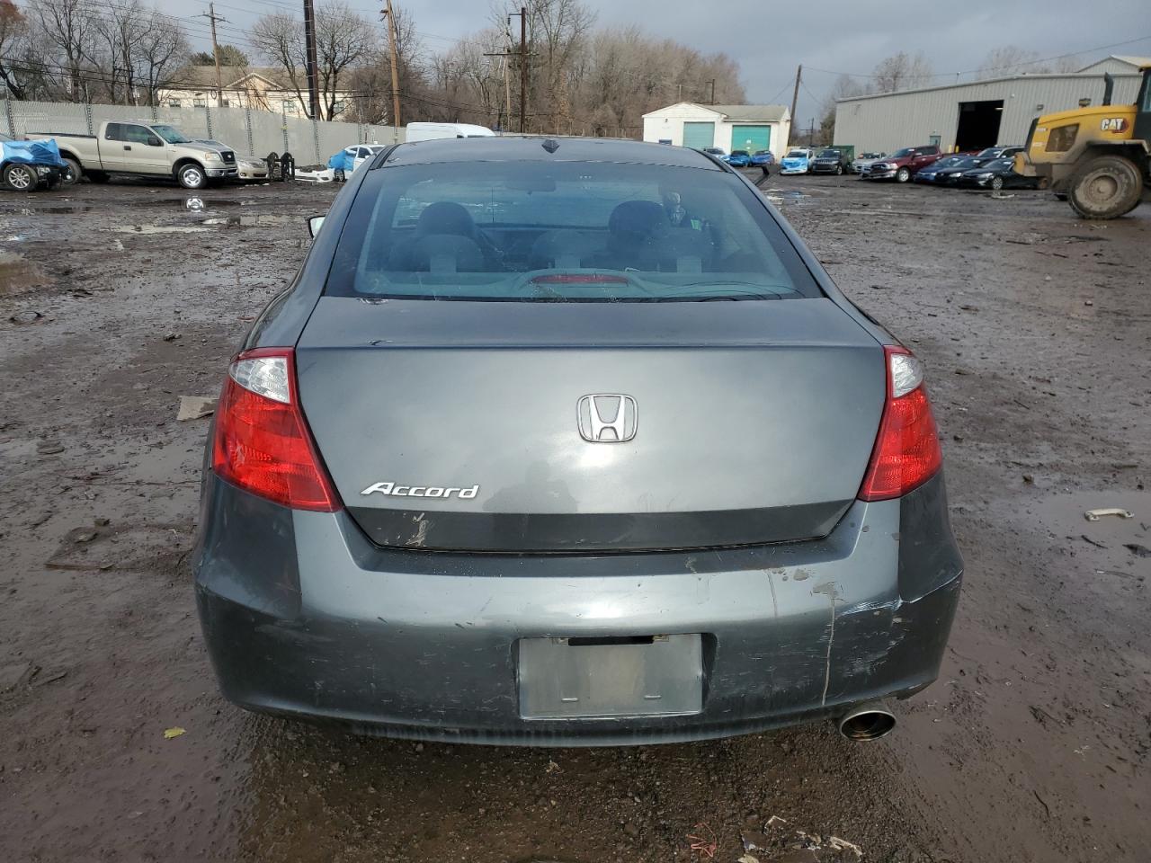 2010 Honda Accord - Image 6