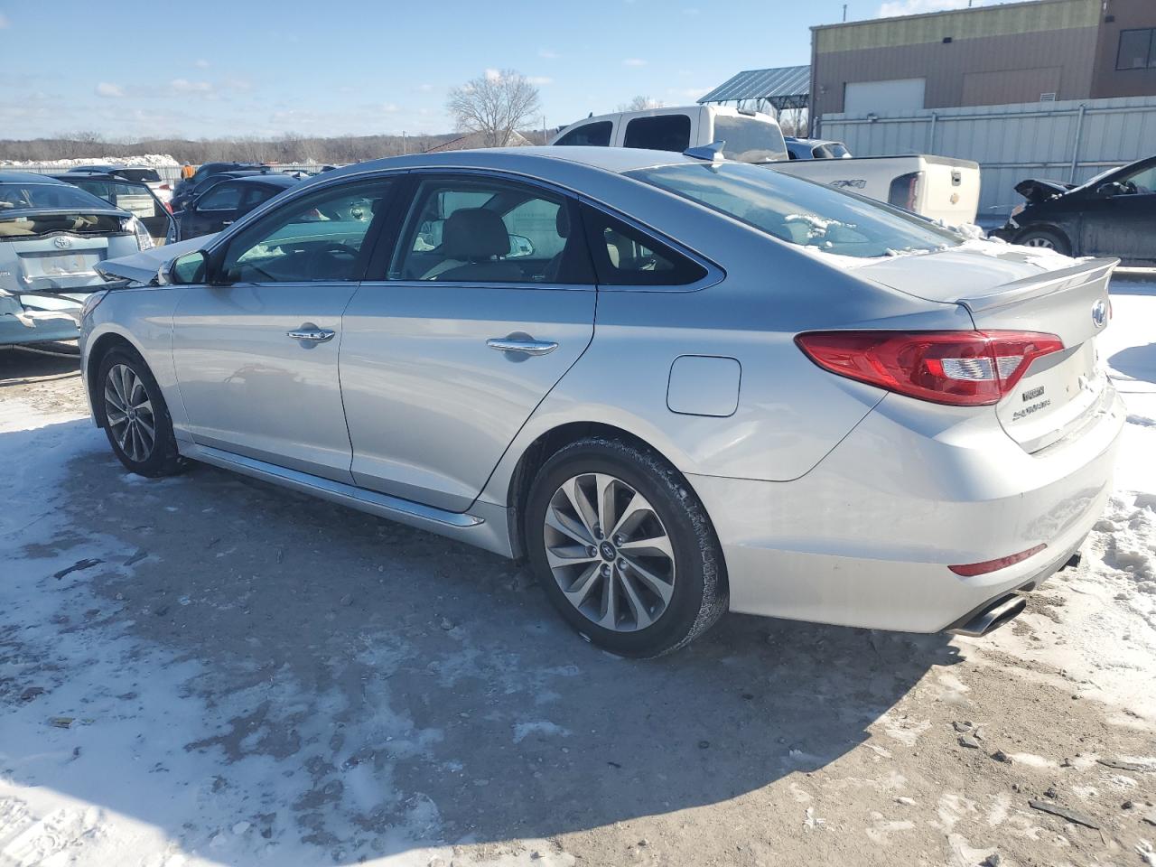 2015 Hyundai Sonata - Image 2