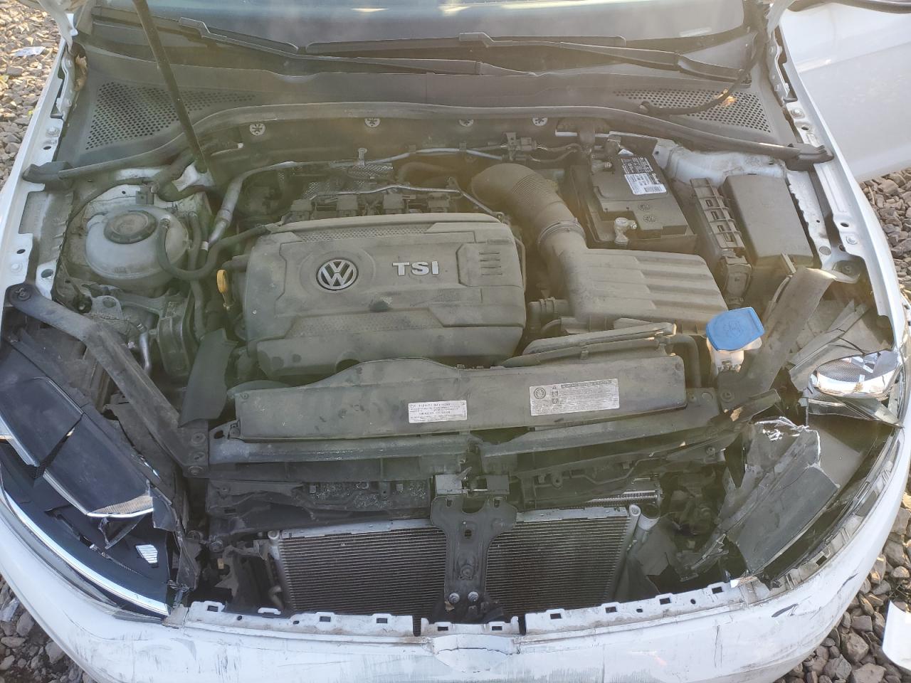 2018 Volkswagen Golf - Image 12