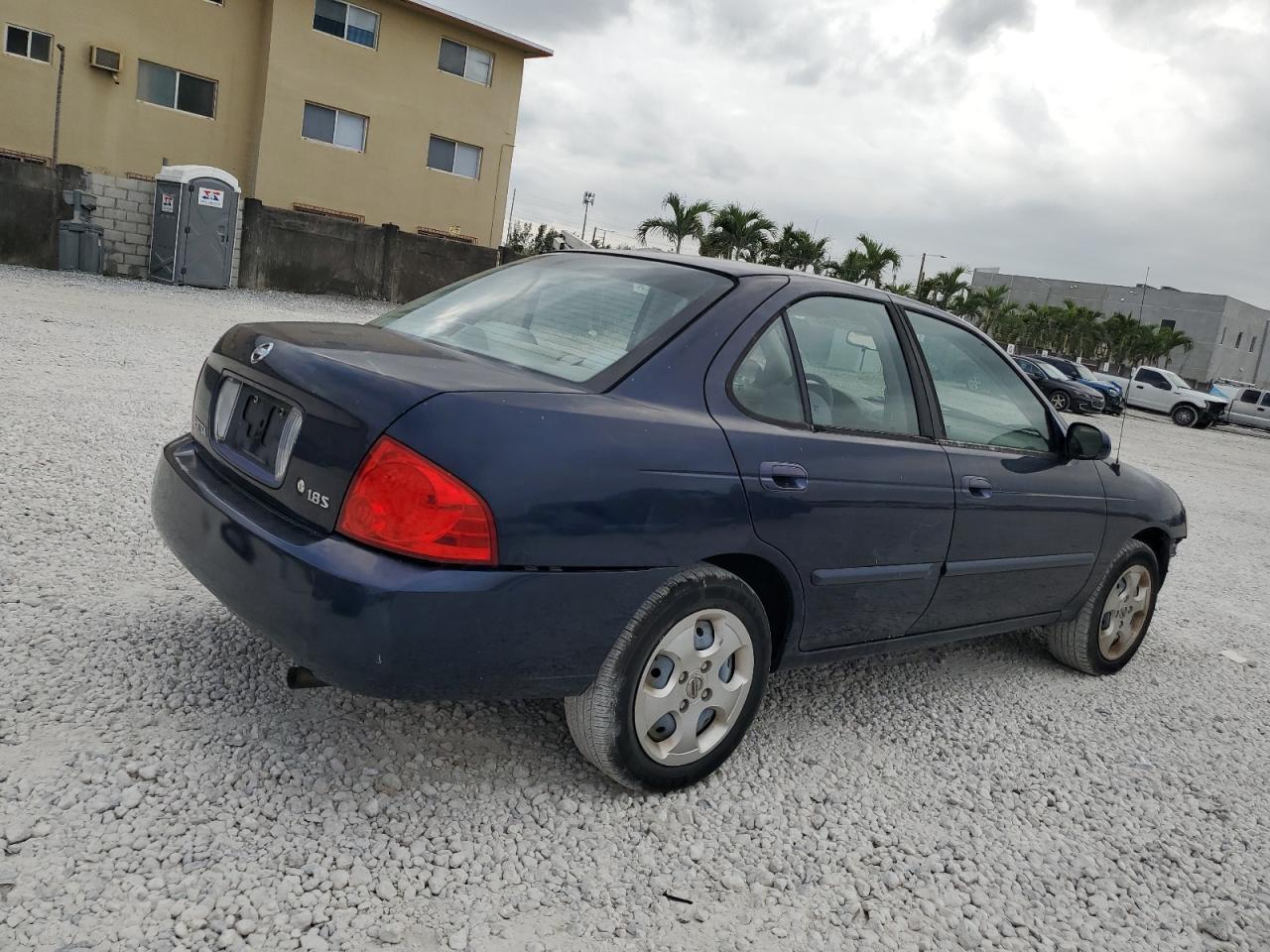 2006 Nissan Sentra - Image 3