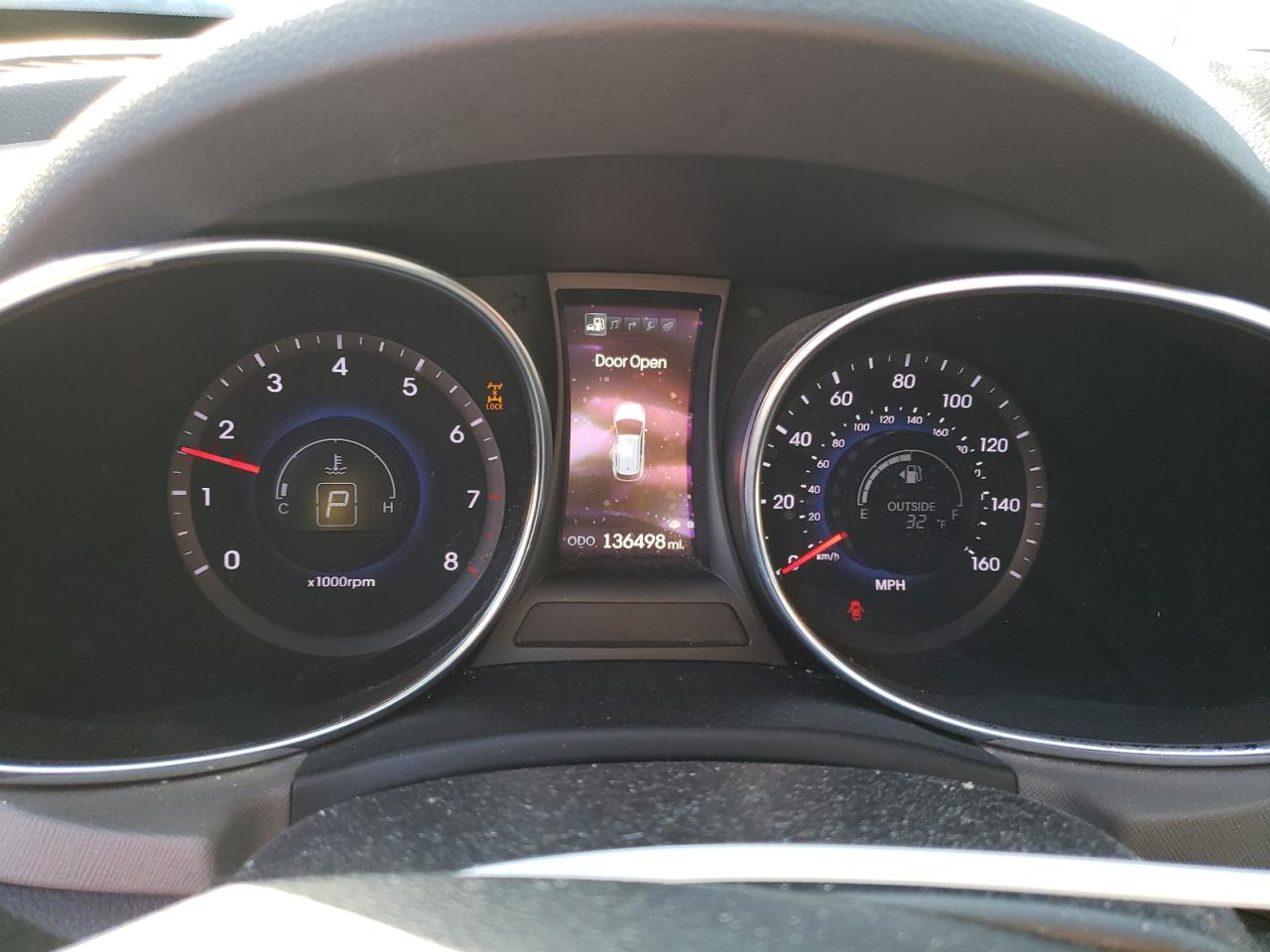 2014 Hyundai Santa Fe - Image 9