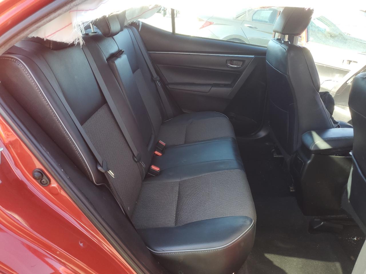 2015 Toyota Corolla - Image 11