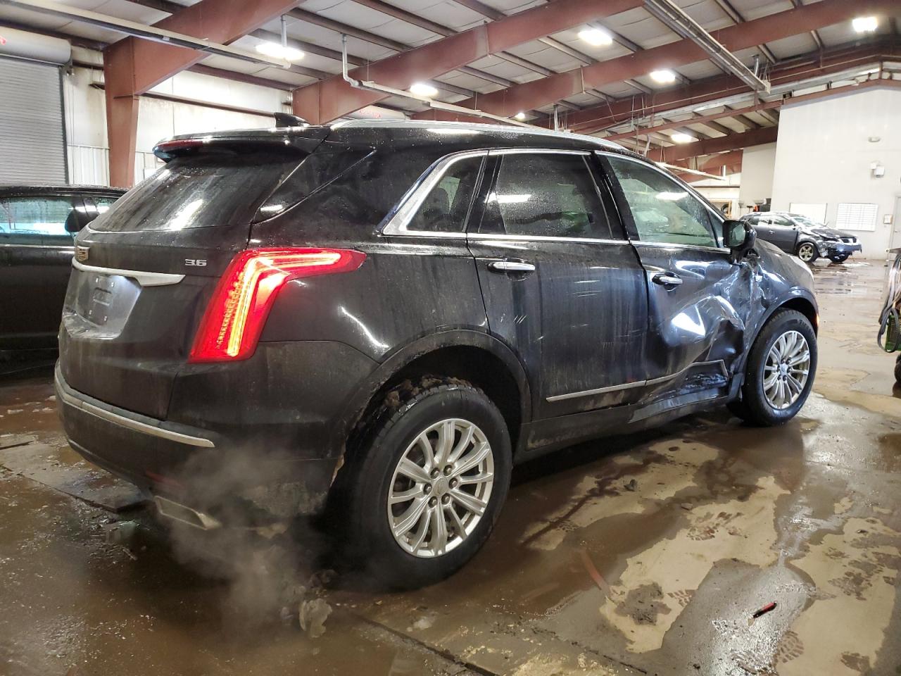 2018 Cadillac XT5 - Image 3