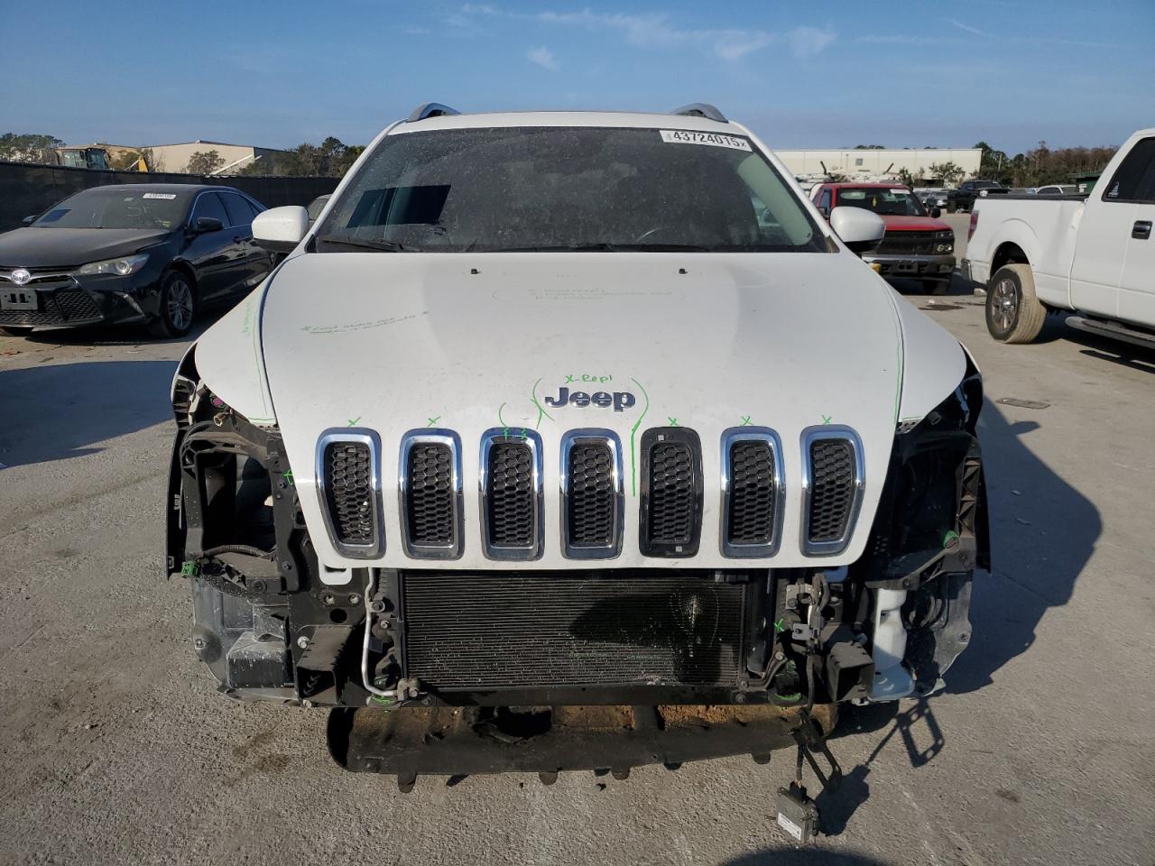 2016 Jeep Grand Cherokee - Image 5