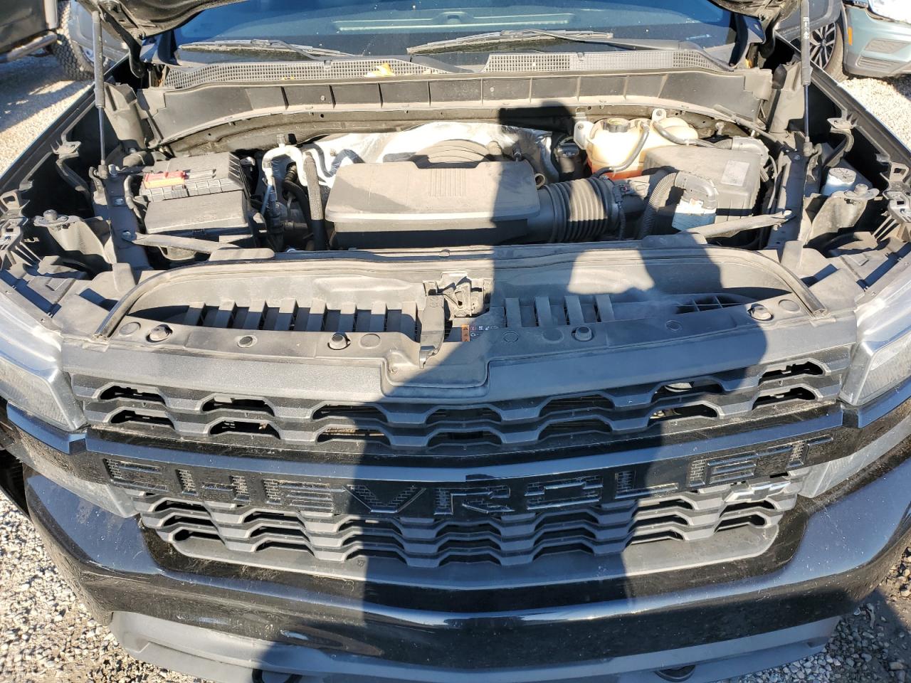 2019 Chevrolet Silverado - Image 11