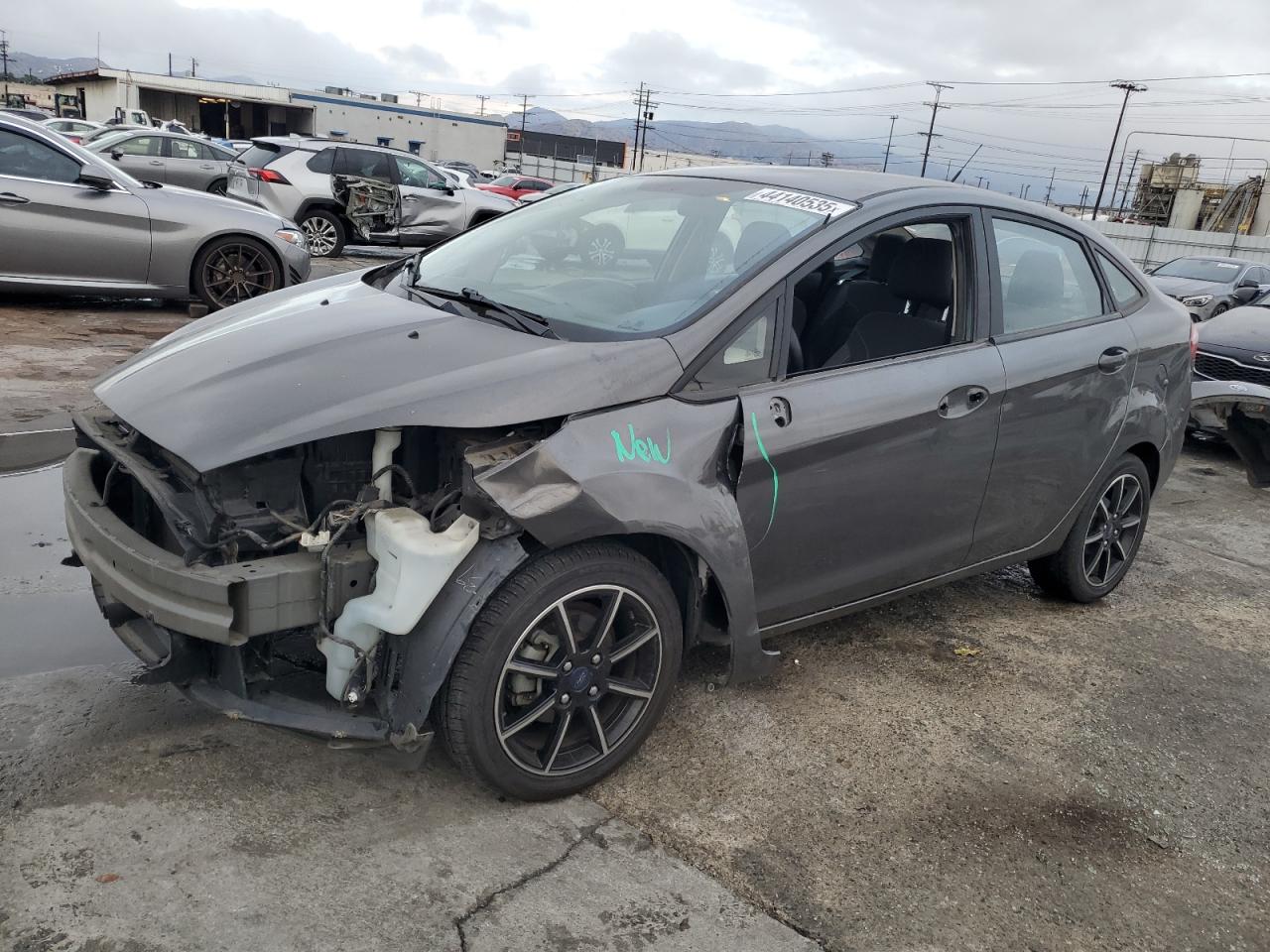 2015 Ford Fiesta - Image 1