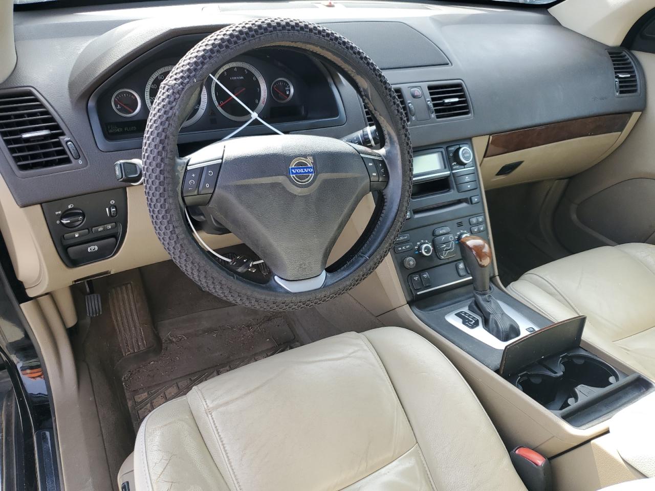2014 Volvo XC90 - Image 8