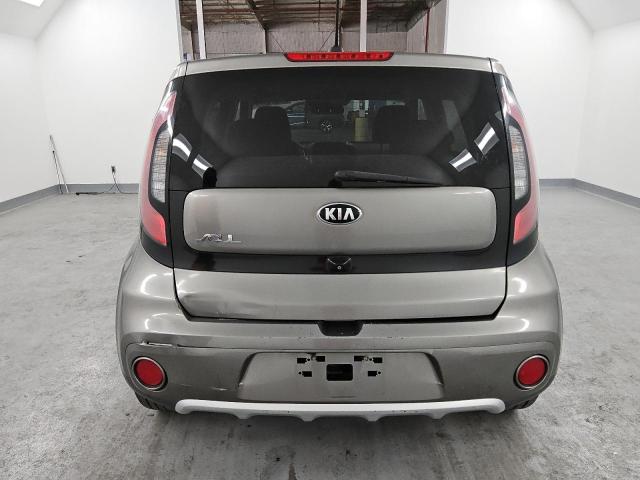  KIA SOUL 2018 Сірий