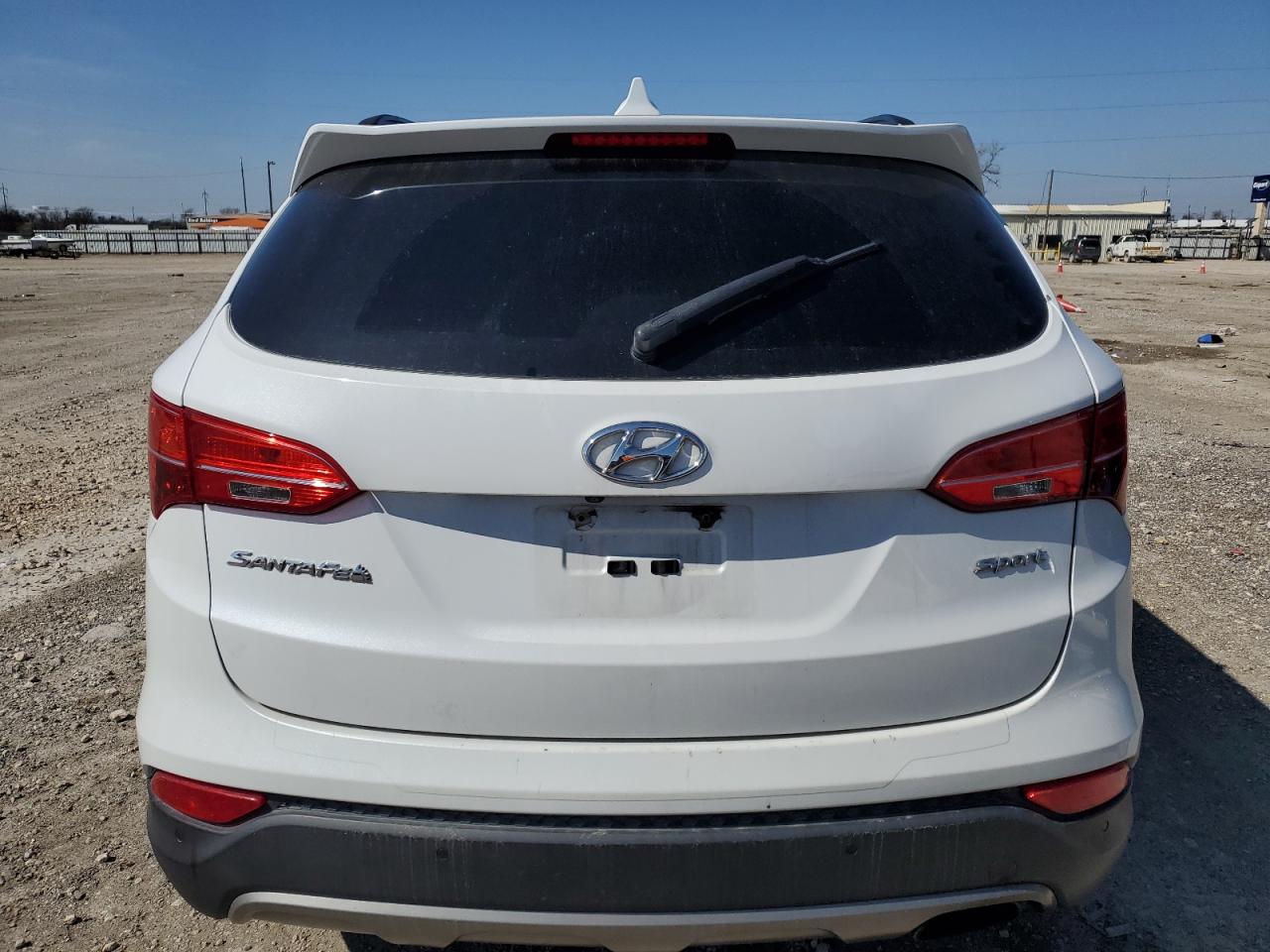 2014 Hyundai Santa Fe - Image 6