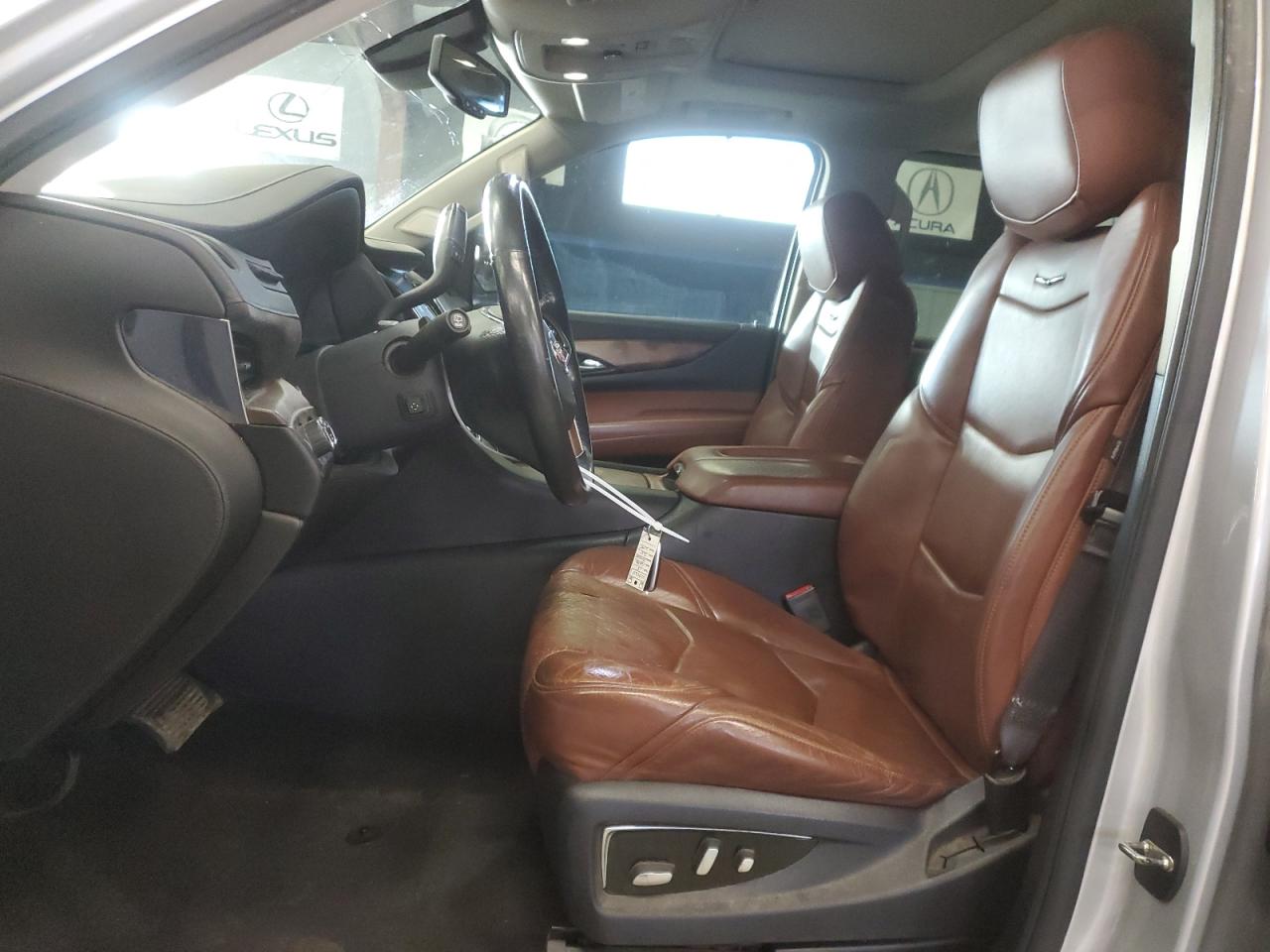 2015 Cadillac Escalade - Image 7
