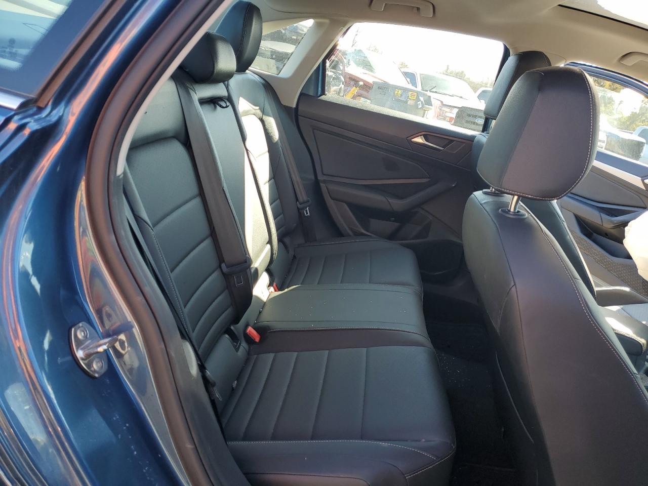 2021 Volkswagen Jetta - Image 10