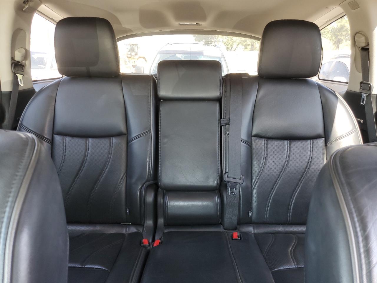2015 Infiniti QX60 - Image 10