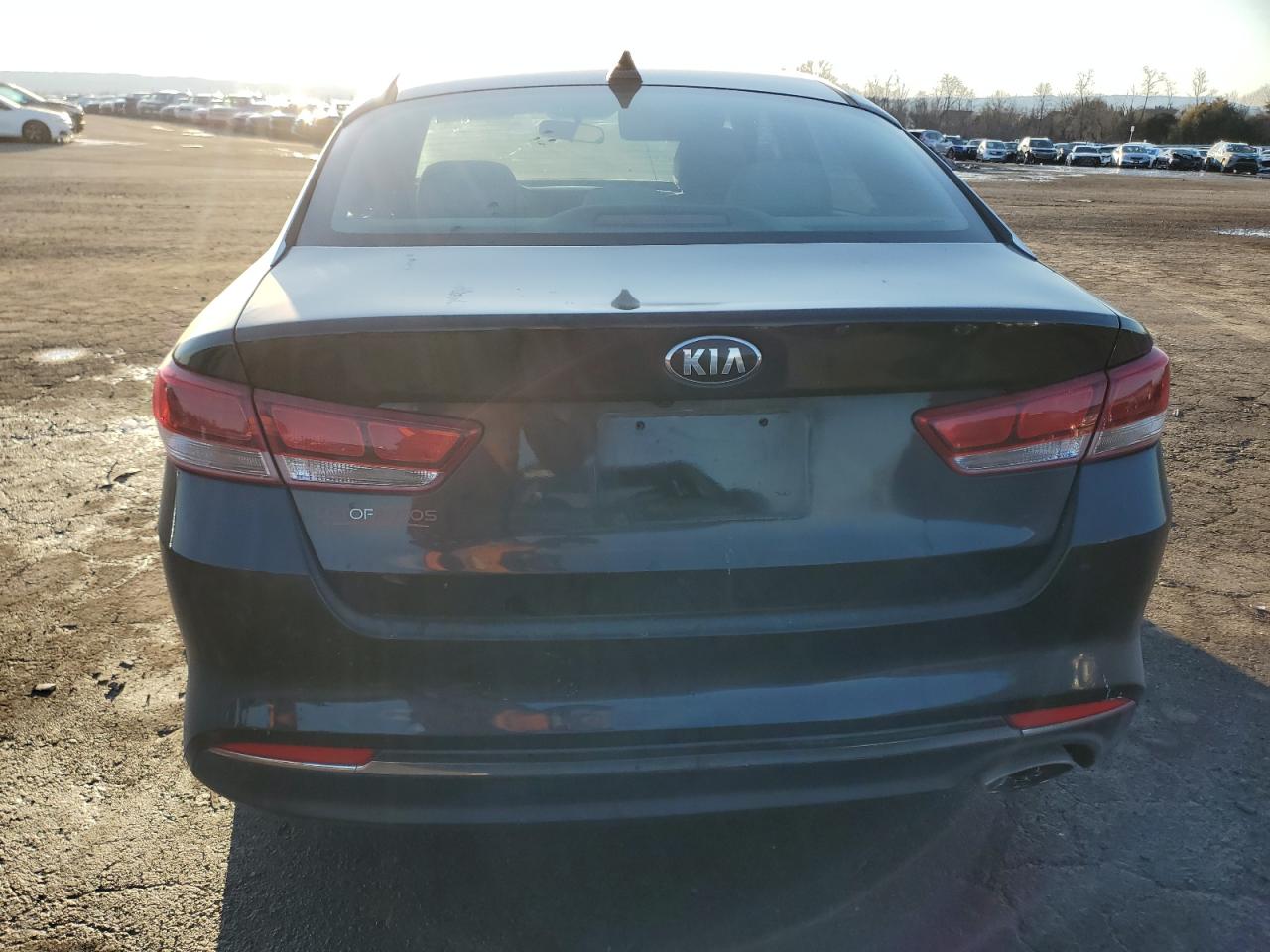 2016 Kia Optima - Image 6