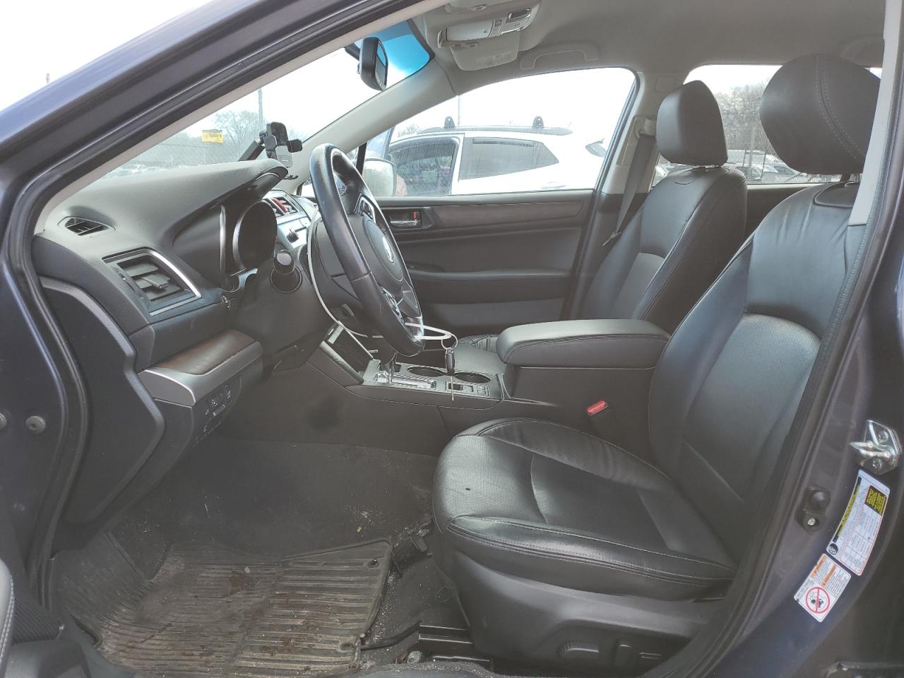 2015 Subaru Outback - Image 7