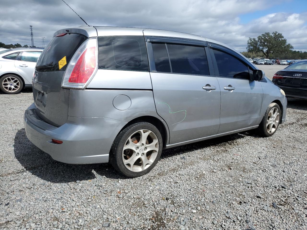 2010 Mazda 5 - Image 3