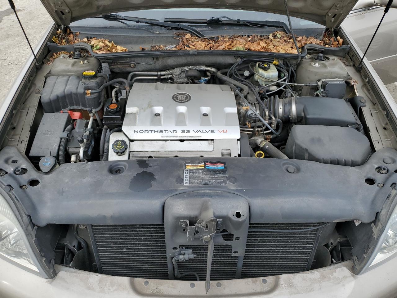 2001 Cadillac De Ville - Image 12