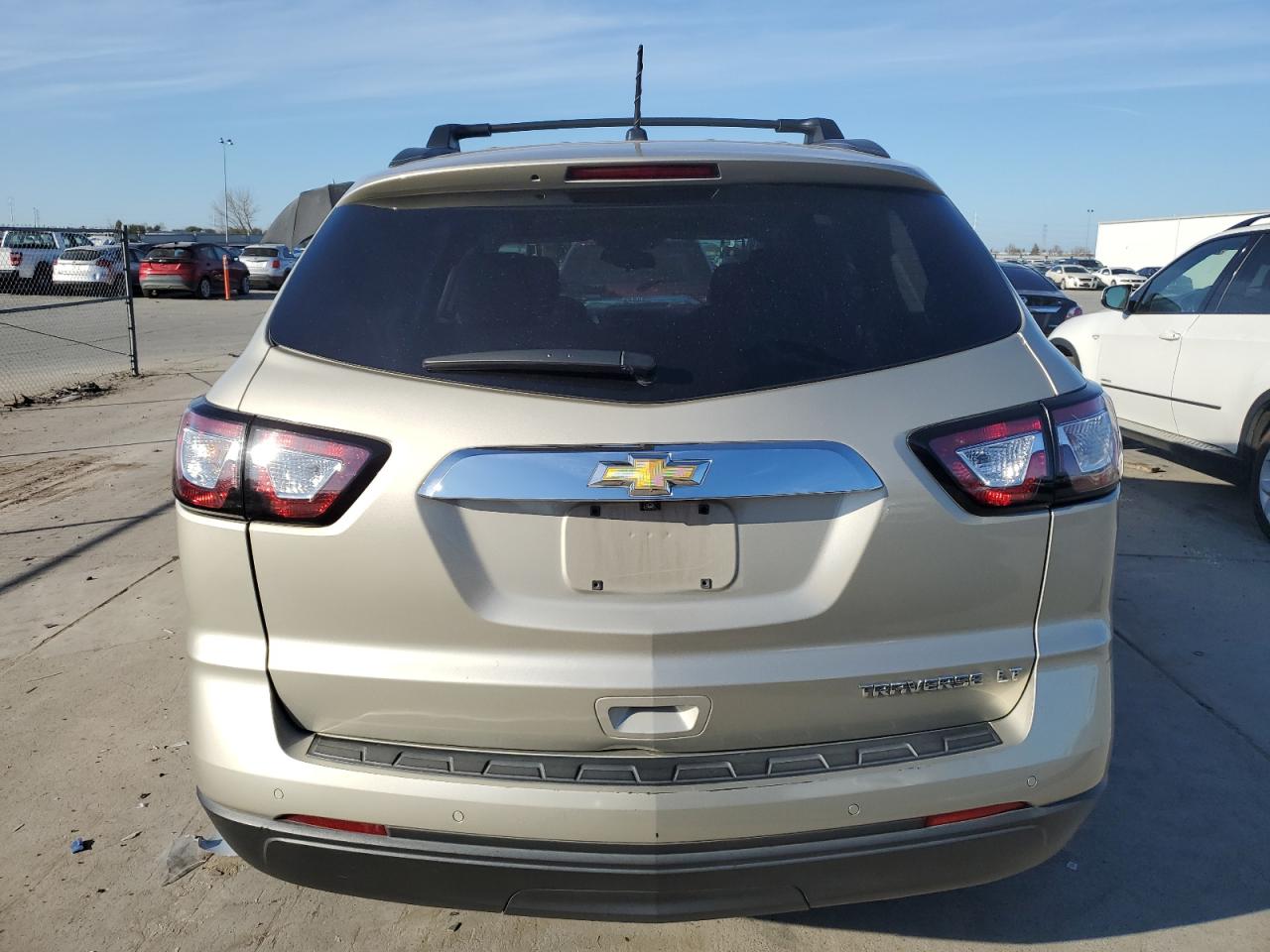 2013 Chevrolet Traverse - Image 6