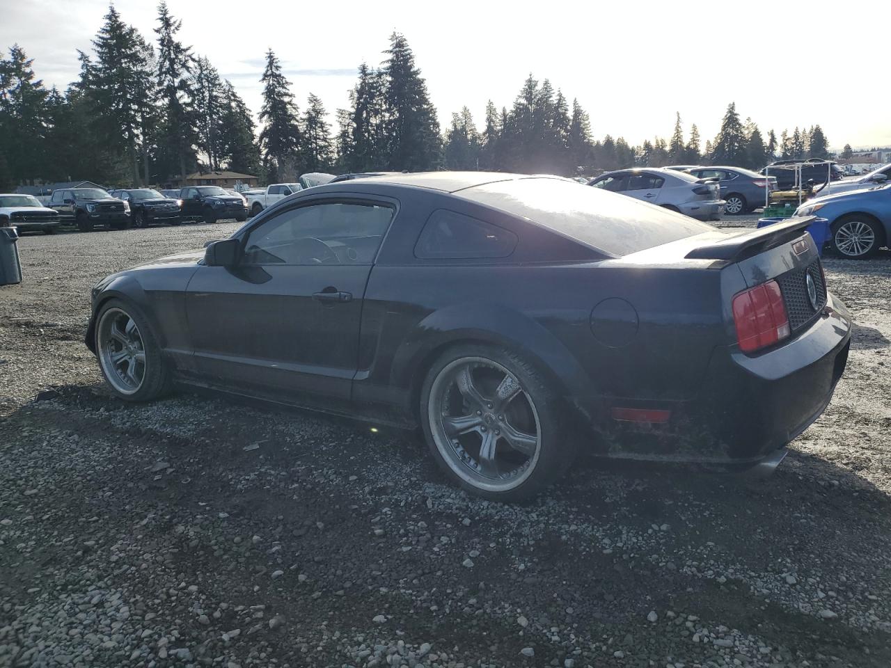 2006 Ford Mustang - Image 2