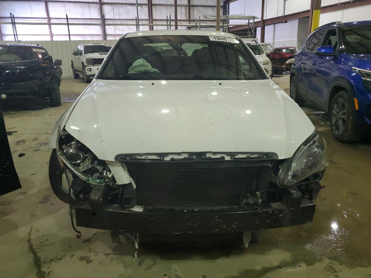 2014 Chrysler 200 - Image 5