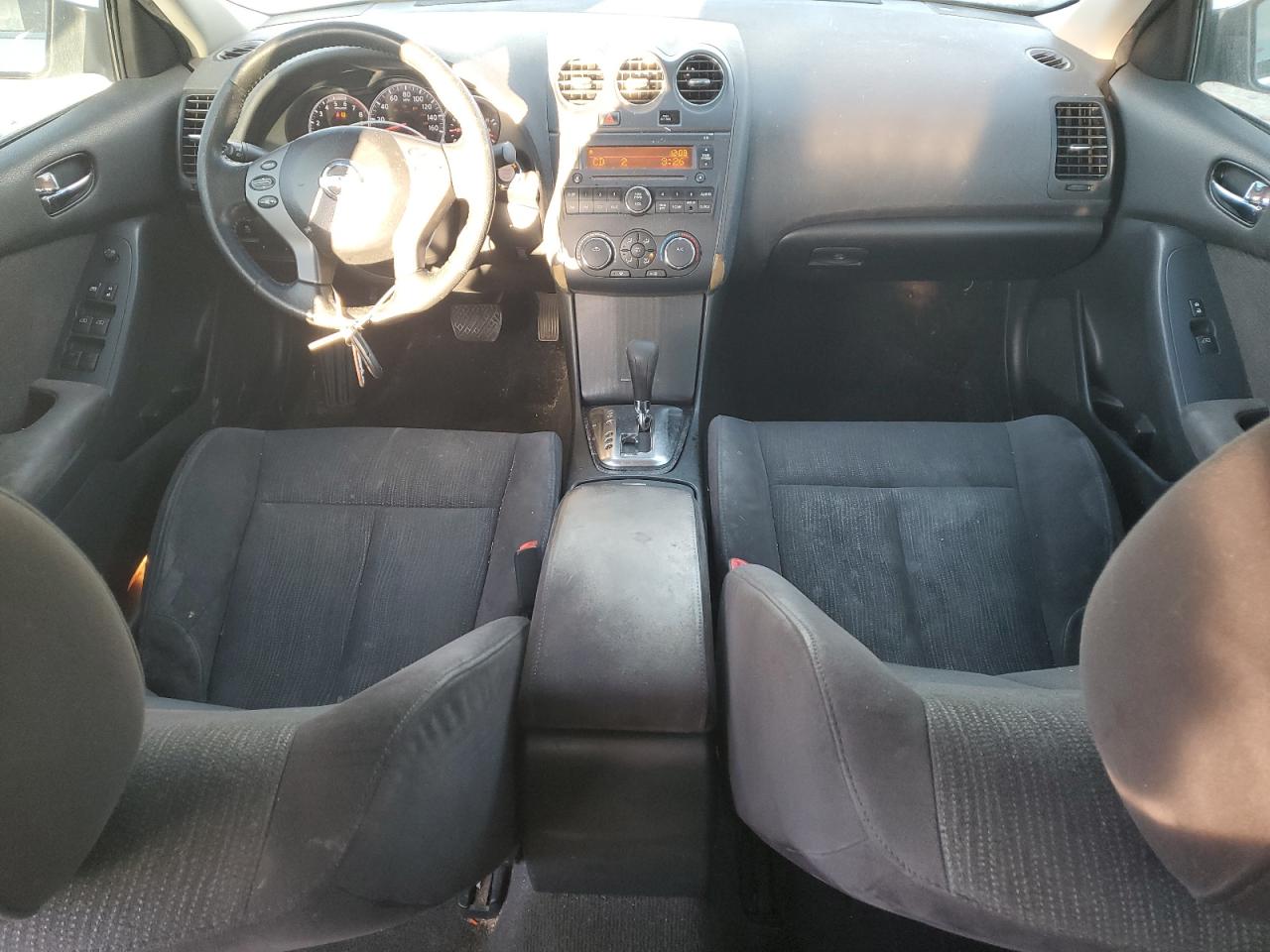 2011 Nissan Altima - Image 8