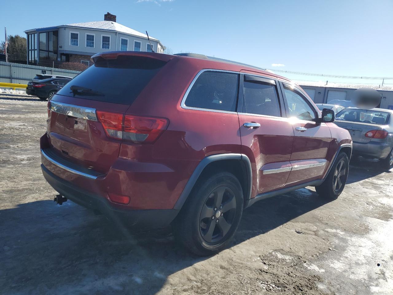 2011 Jeep Grand Cherokee - Image 3
