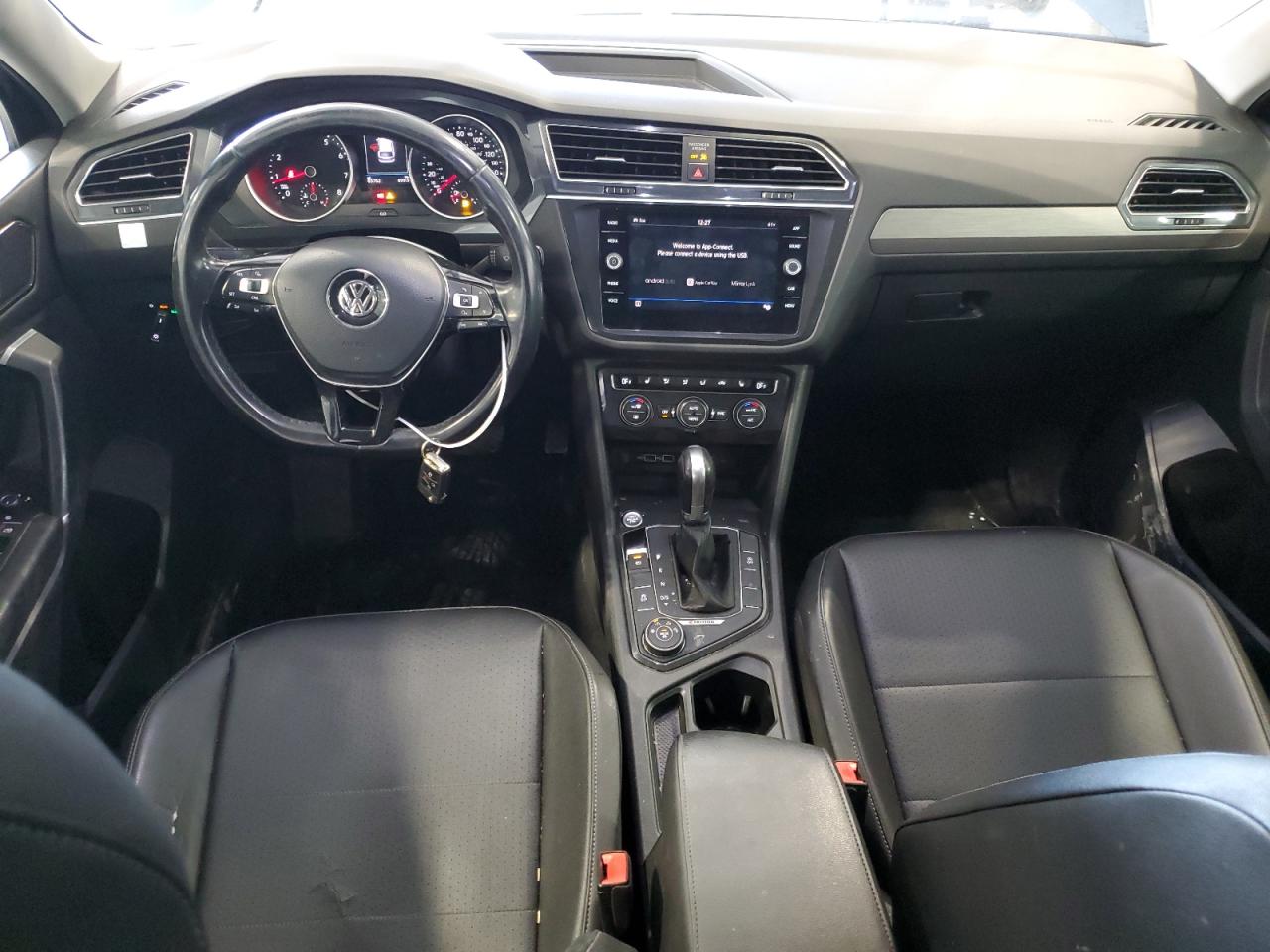 2018 Volkswagen Tiguan - Image 8