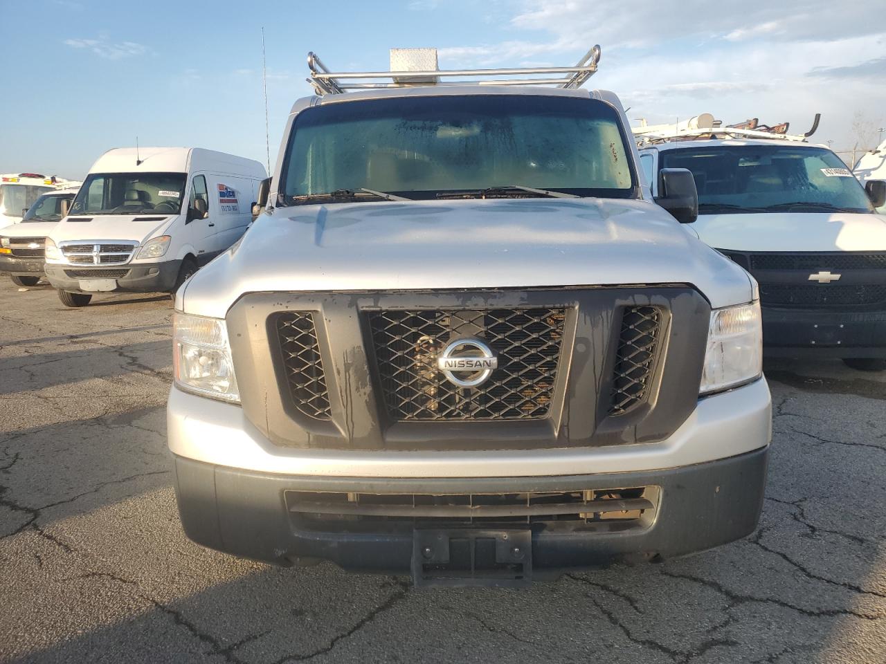 2012 Nissan NV - Image 5