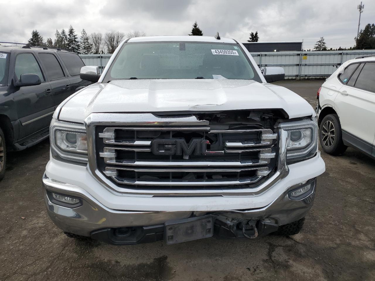 2017 GMC Sierra - Image 5