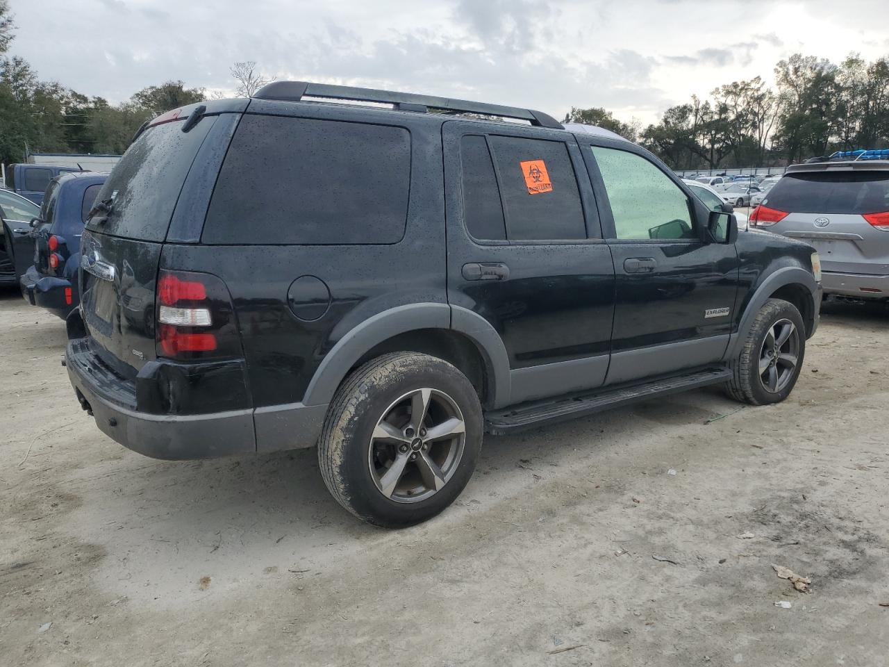 2006 Ford Explorer - Image 3